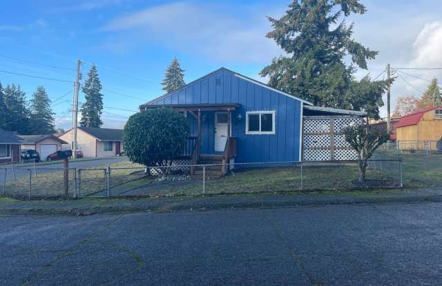 EAST BREMERTON DUPLEX 2 BED 1 BATH - 2621 Reid Avenue, Bremerton, WA 98310