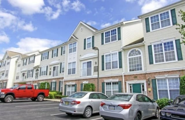 232 Windmill Court Gallery 2