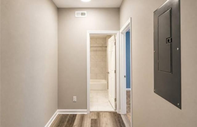 5919 Chattahoochee Street Gallery 3
