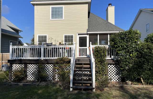 823 Harbor Place Drive Gallery 2