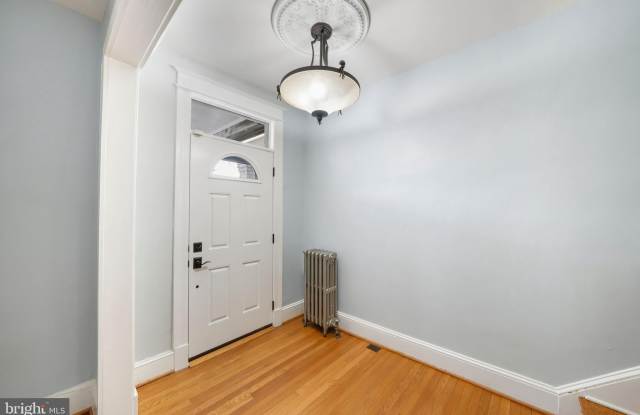 7139 GEORGIA Avenue NW Gallery 2