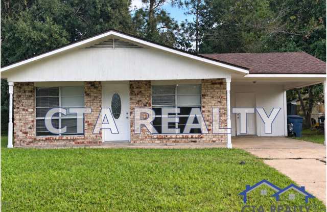 15601 Waycross Dr Gallery 1