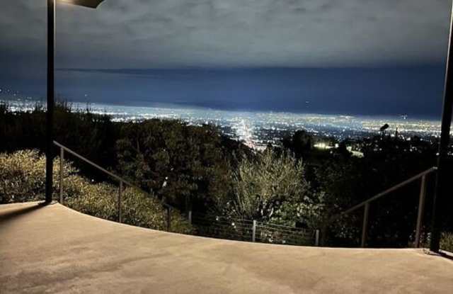 14513 Mulholland Dr Gallery 1