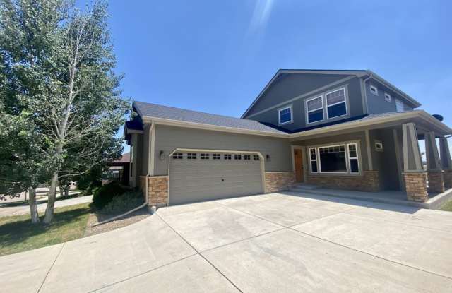 Spacious 4 bed 3.5 Bath in Maple Hill! photos photos Spacious 4 bed 3.5 Bath in Maple Hill! photos photos