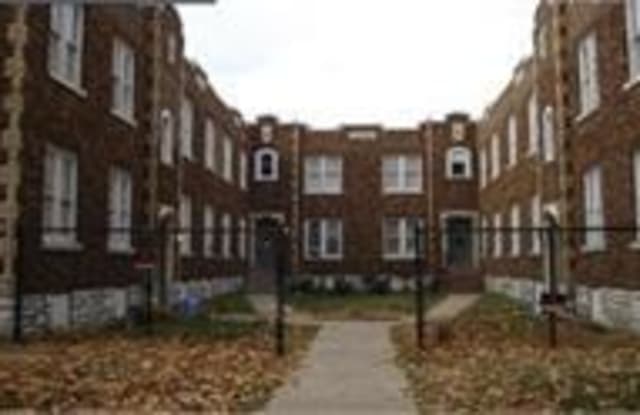 4906 W. Florissant Ave. - C photos photos