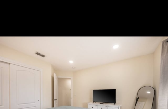 14037 Amero Ln Gallery 3