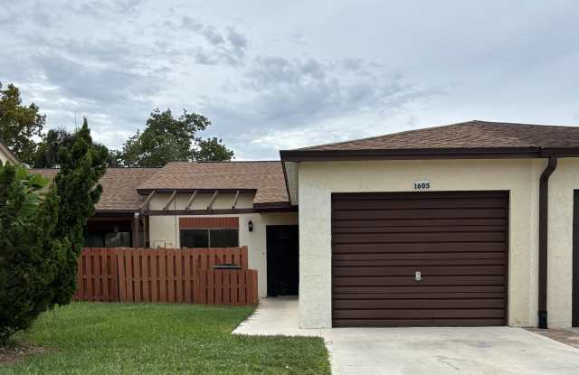 1605 Gable Court photos photos