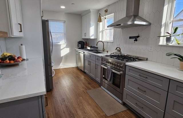 6 Harding Ave - 6 Harding Avenue, Everett, MA 02149