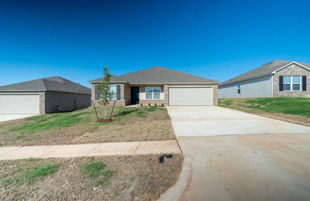 Gorgeous 4 Bed 2 Bath Home in Mustang! photos photos