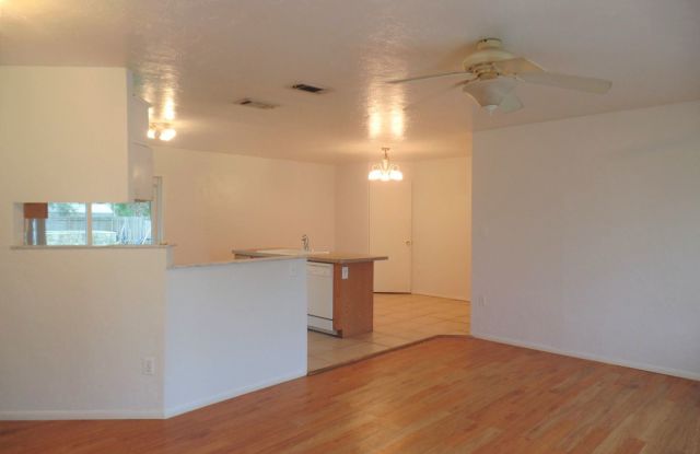 6471 66th Ave. N. Gallery 4
