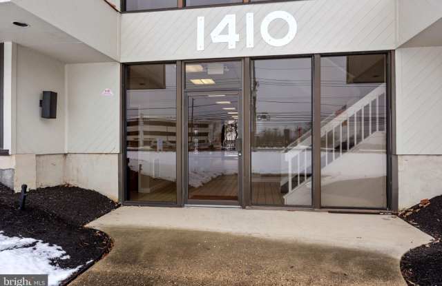 1410 HOOPER Avenue Gallery 3