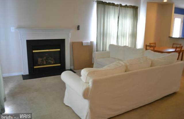 2068 ASTILBE WAY Gallery 4