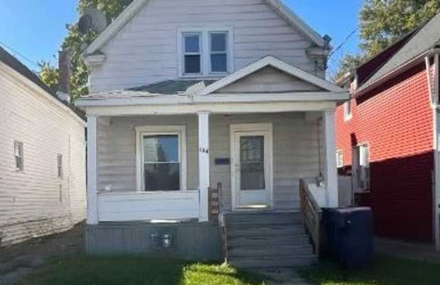 134 Condon Ave Gallery 1