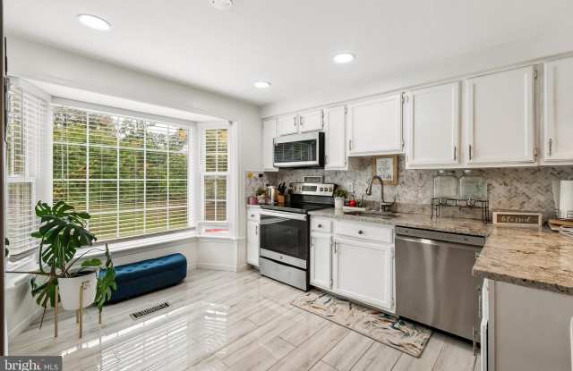 6513 BIRCHLEIGH Way Gallery 3