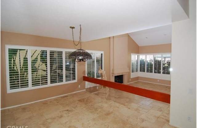 25142 Luna Bonita Drive Gallery 3