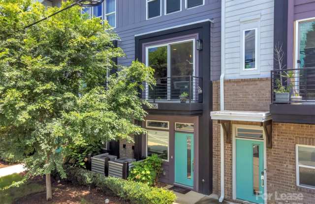 1005 36 Street E photos photos