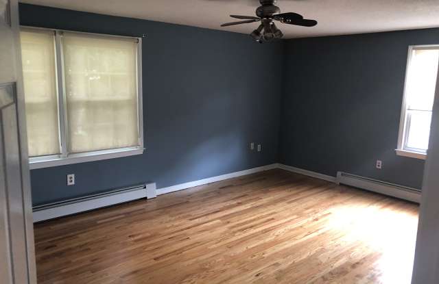 180 Tanglewood Drive South Gallery 4