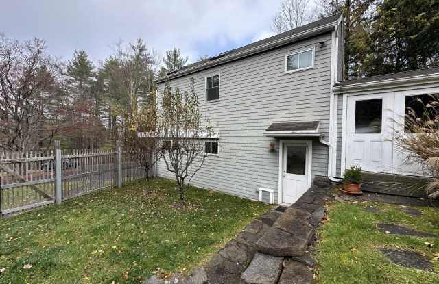 85 Broadview Road unit: Studio photos photos