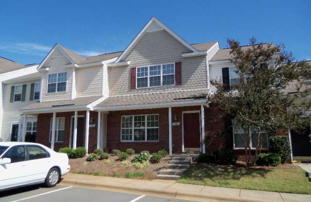 1769 Forest Side Ln - 1769 Forest Side Lane, Charlotte, NC 28213