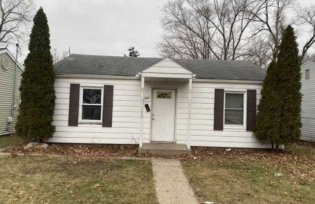 1617 N Adams Street - 1617 North Adams Street, South Bend, IN 46628