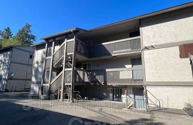 230 East 7th Avenue photos photos