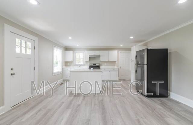 2336 Barry Street - A Gallery 2