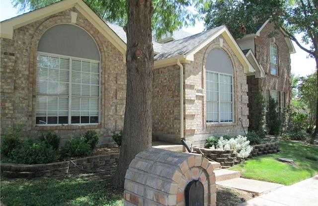 18708 Redstone Circle Gallery 2