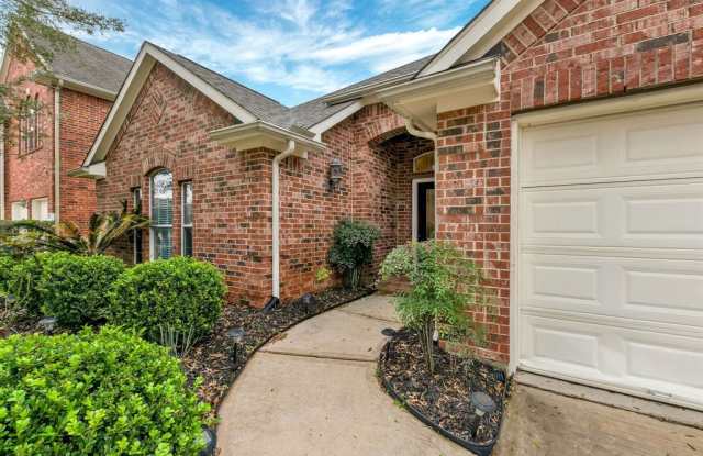 19915 Hardsville Drive Gallery 2