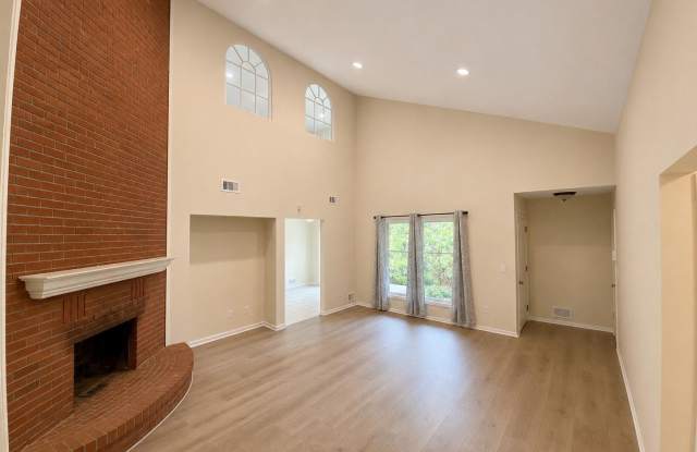 23 Weathervane Way Gallery 4