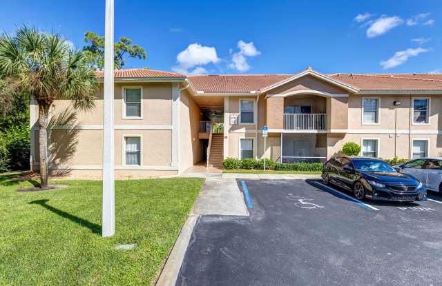 ** IBIS CLUB ** 3 BED / 2 BATH - CONDO - GATED COMMUNITY - SMALL PET OK! - ANNUAL RENTAL photos photos