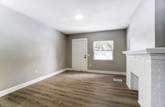 1081 South Champion Avenue photos photos