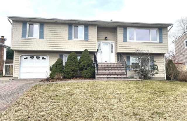 46 W Lane Dr Drive - 46 West Lane Drive, Plainview, NY 11803