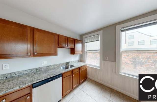 12 Pleasant St. photos photos