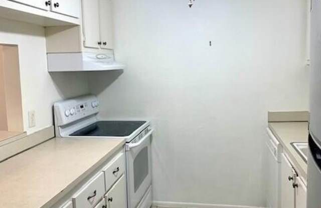 12023 W Greenway Drive Gallery 3