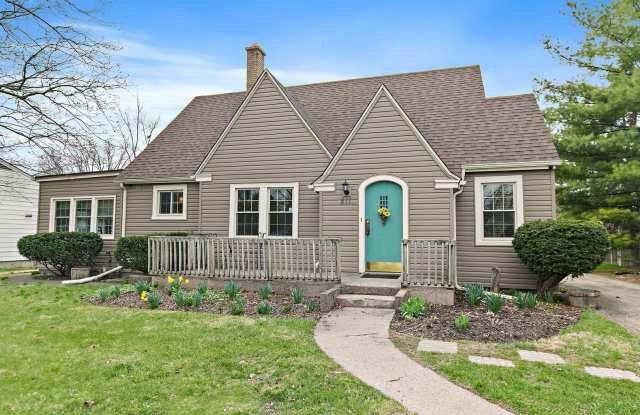 811 Ellwood Avenue photos photos