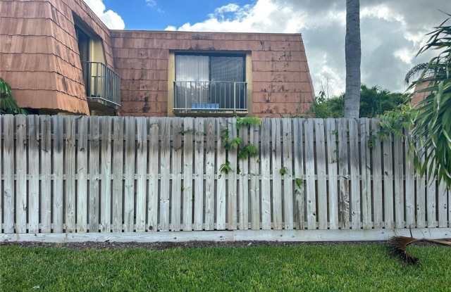 1709 Park Meadows Drive unit: 4 photos photos 1709 Park Meadows Drive unit: 4 photos photos