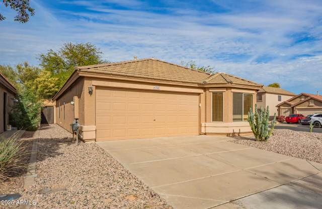 42346 W SUNLAND Drive Gallery 4