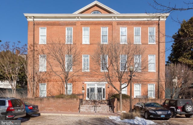 2735 OLIVE STREET NW - 2735 Olive St NW, Washington, DC 20007