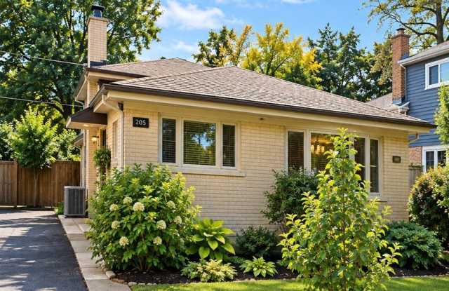 205 Glenview Road Gallery 1