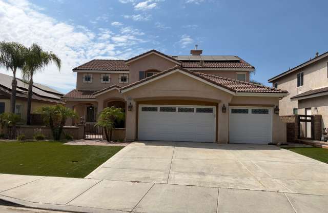 LARGE BEAUTIFUL HOME WITH VIEWS IN MENIFEE!! photos photos