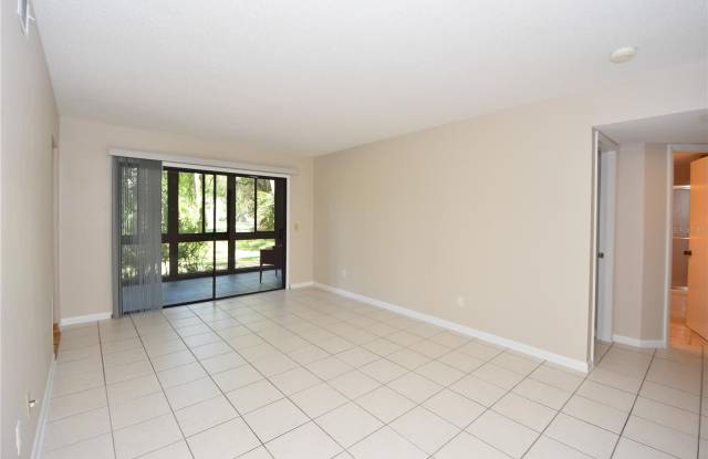 5 GREENBRIAR COURT Gallery 4