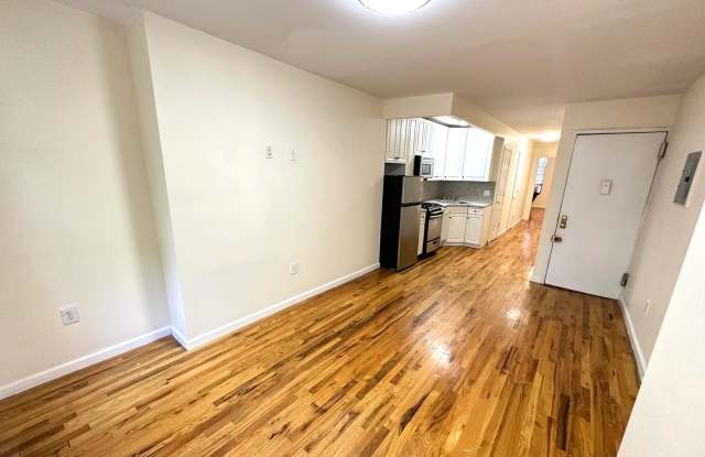 320 E 6th St Apt 4 photos photos