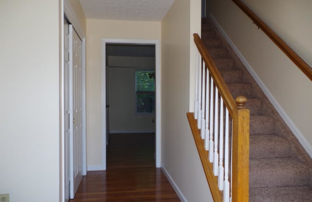 974 Deis Drive - 974 Deis Drive, Fairfield, OH 45014