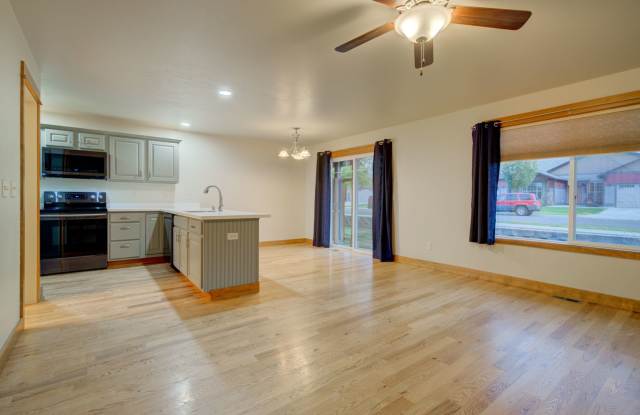 Laurel Glen Condo For Lease - 5435 Glenellen Drive, Bozeman, MT 59718