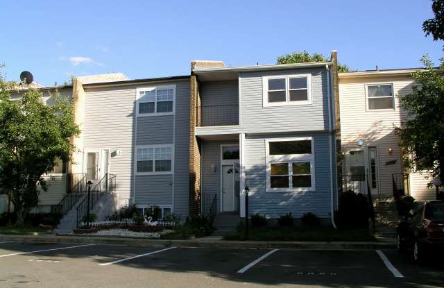 14753 Wycombe Street photos photos