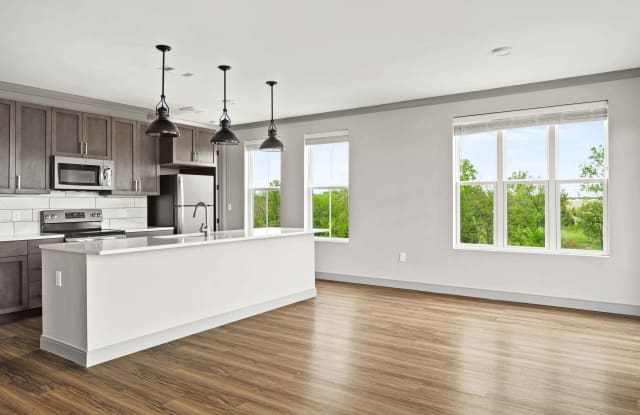 Upton Oxmoor Apartments Gallery 4
