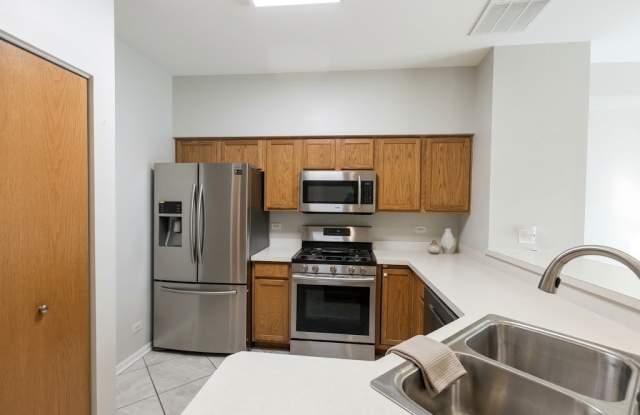 2943 Stonewater Drive Gallery 3