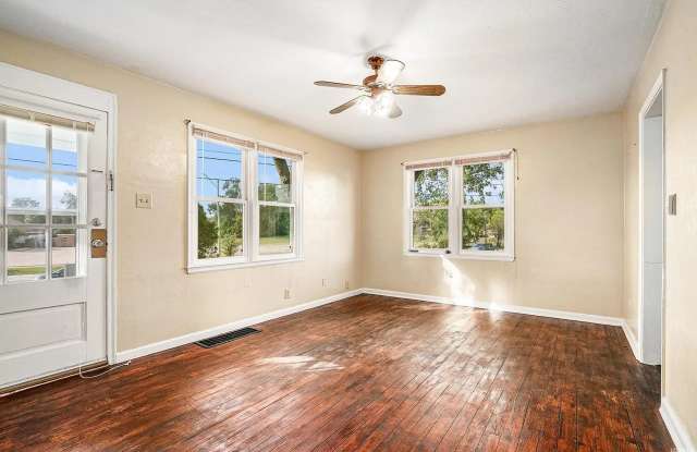 3929 Lincoln Way West Gallery 2