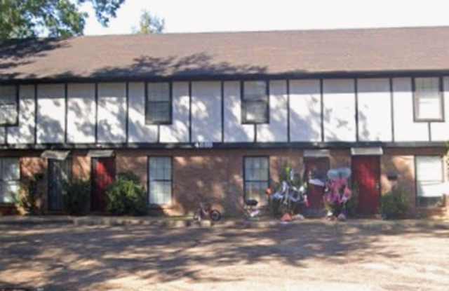 4888 South McRaven Road - B Gallery 1