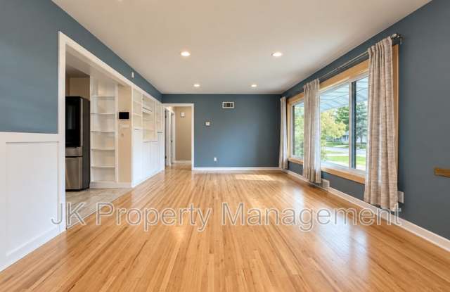 3209 5th Ave S Gallery 2